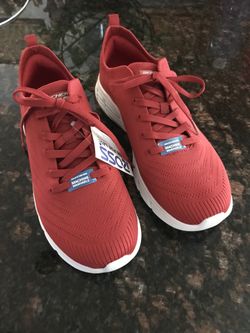Skechers size 9 1/2