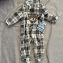 Baby clothes 