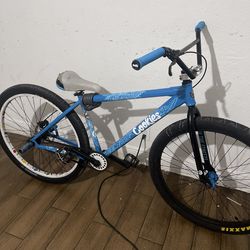COOKIES THRONE BIKE