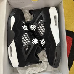 Jordan 4 White Thunder 