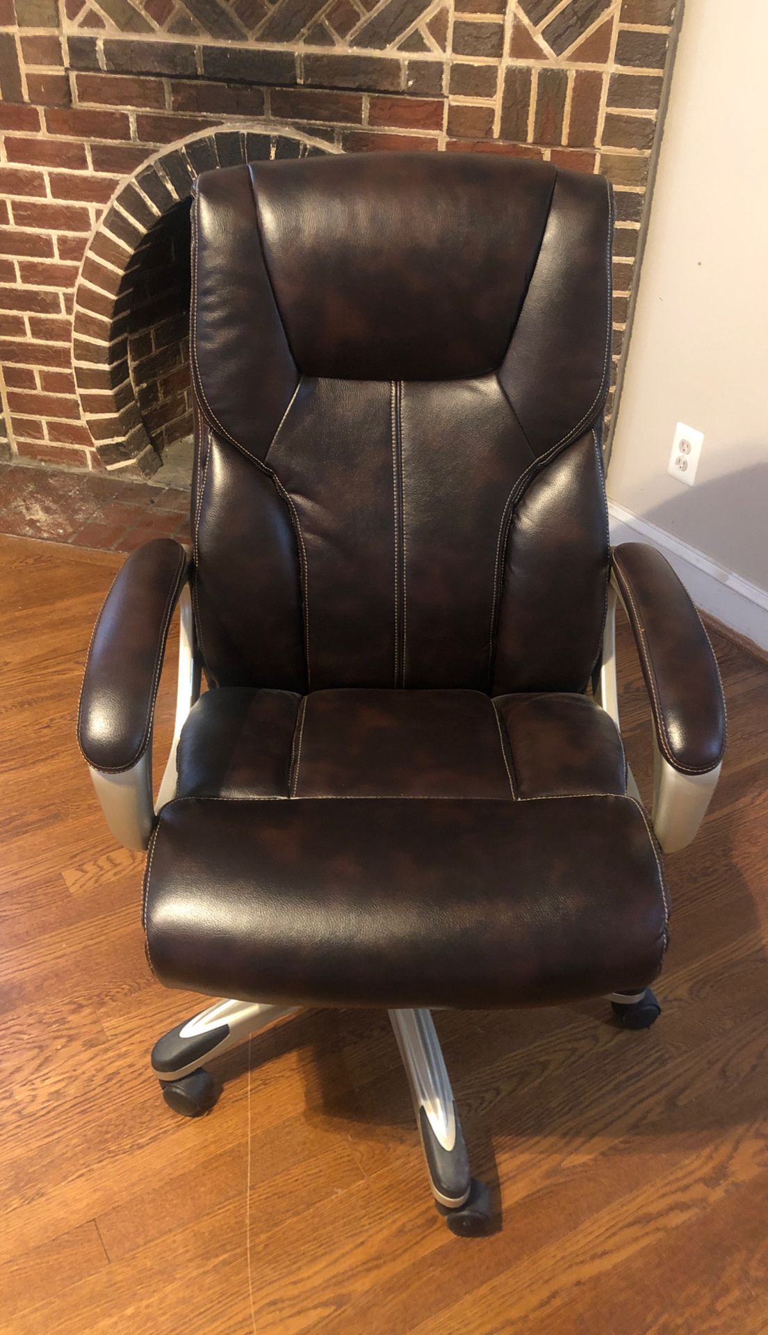 Brand new office chair