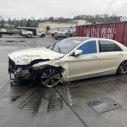 PARTS ONLY - Mercedes S(contact info removed) W222 Parting Out
