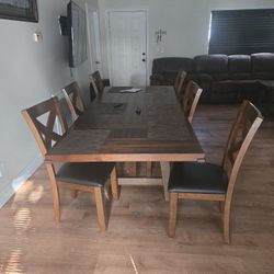 Brown Dining Table With 6 Chairs. 