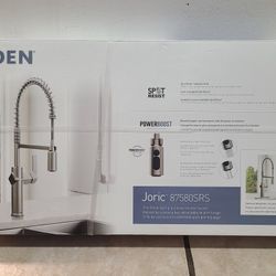 BRAND NEW Moen Joric Spot Resistant Stainless Single Handle Pull Down Kitchen Faucet with Sprayer