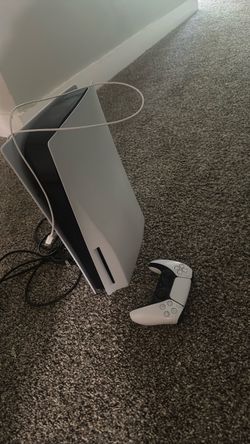 Ps5 with controller & cords * Great condition *