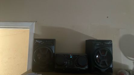 LG speakers