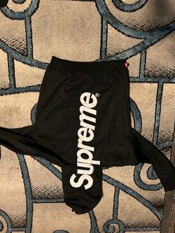 medium preme hoodie