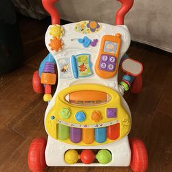 Grow With Me Musical Walker