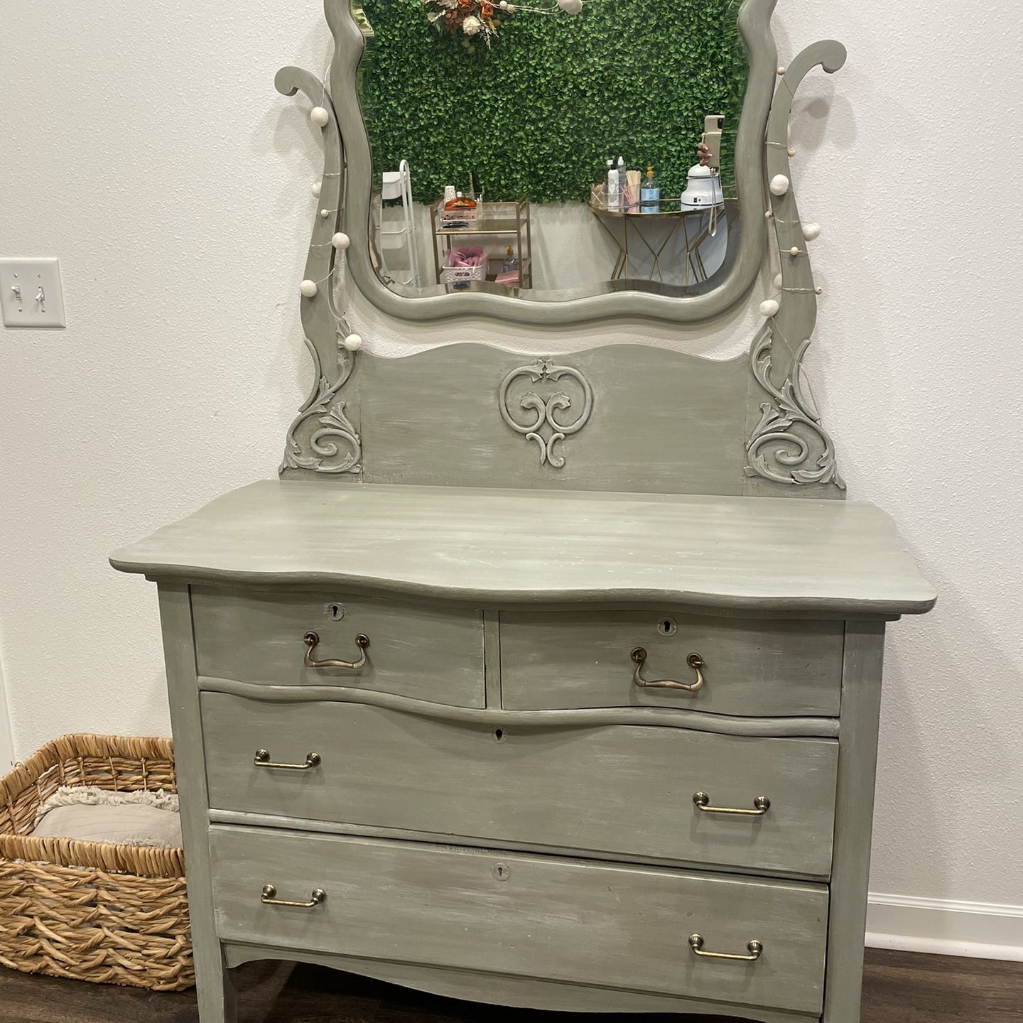 Perfect Condition! Refinished Vintage Dresser and Mirror in Green
