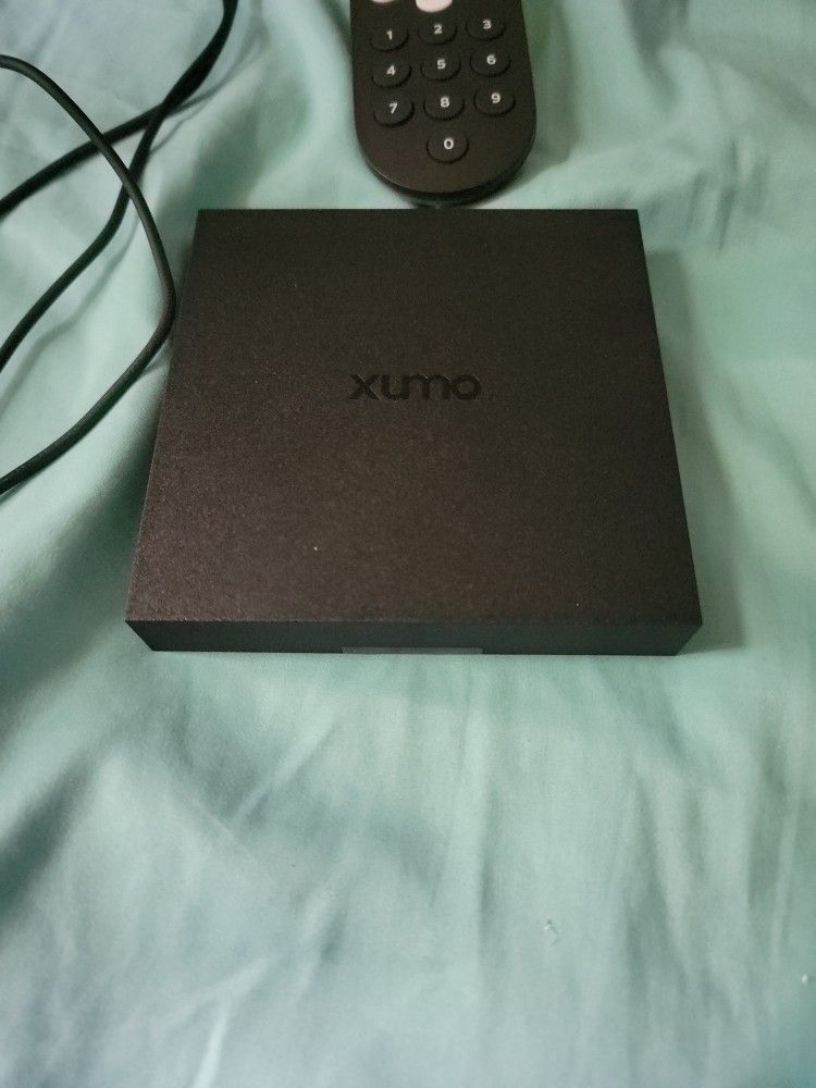 Xumo Streaming Box