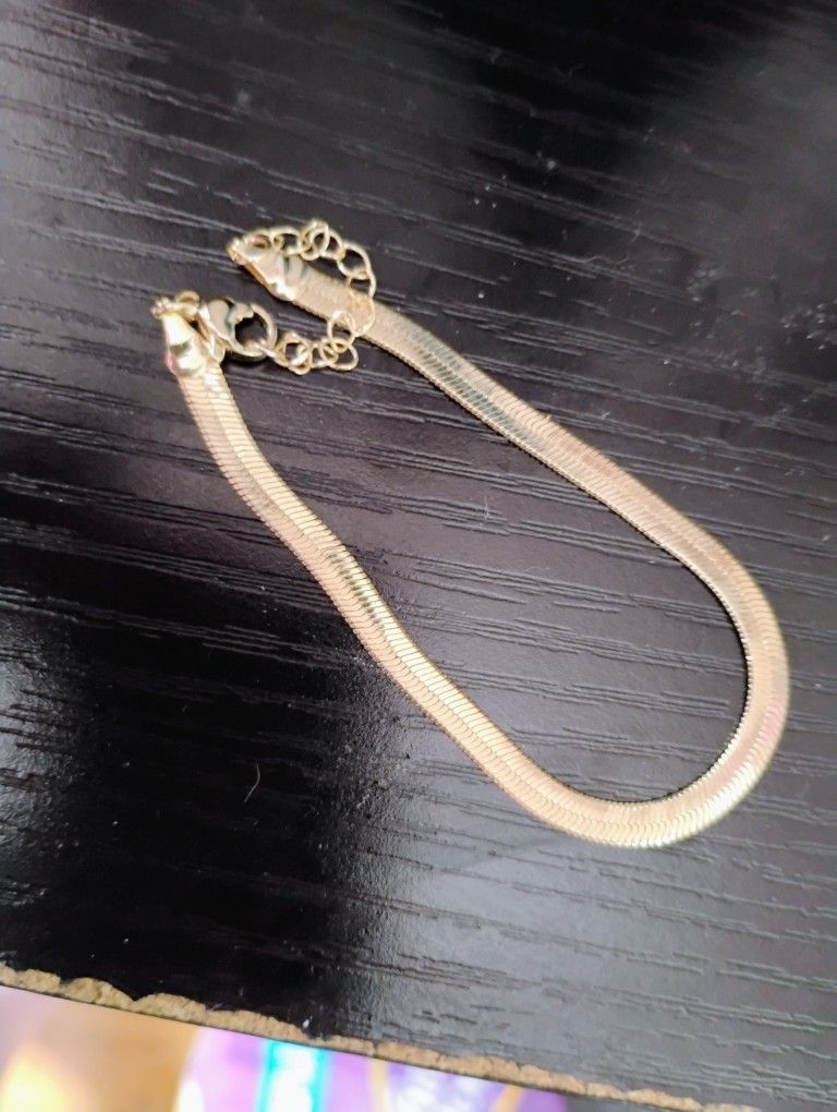 14kt Gold Bracelet