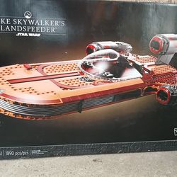 Luke Skywalker Landspeeper Lego Set (Retired)