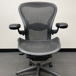 Flawless Herman Miller Aerons Size B Fully Loaded