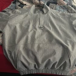Adidas’s Pull Over 