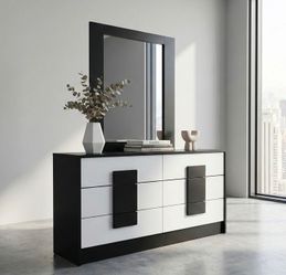 Paris-Dresser