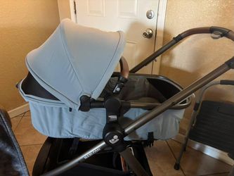 Maxi Cosi Zelia Pro Travel System