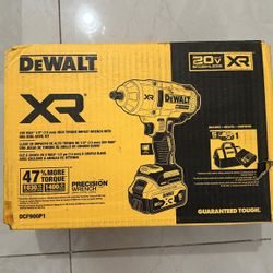 New Dewalt Kit 1/2 Impact High Torque 