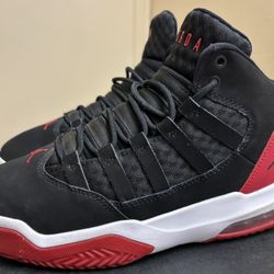 AIR JORDAN SIZE 4.5y