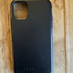 iPhone 11 Otterbox Symmetry Case
