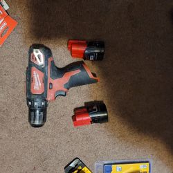 Milwaukee Drill/driver M12