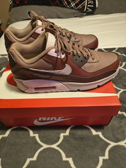 Nike Air Max size 7Y
