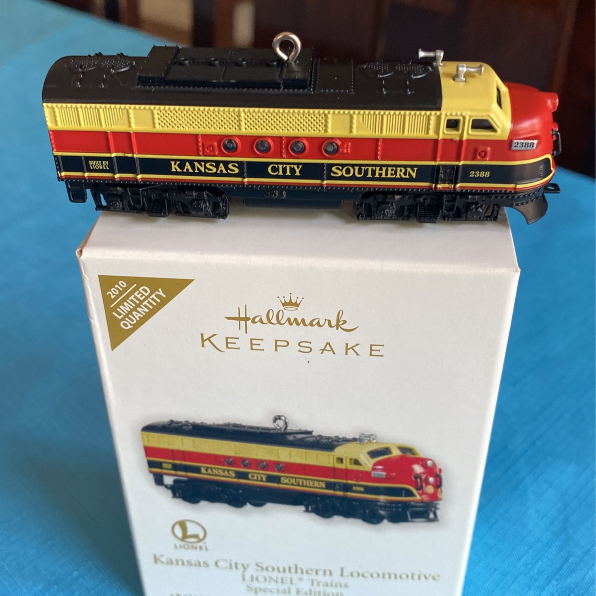 Hallmark keepsake Christmas ornament Kansas City southern locomotive Lionell trains special edition new in the box handcrafted and metal dated 2010