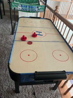 Air hockey game