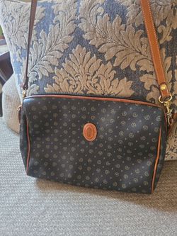 Authentic Pollini Italian leather bag