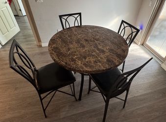Round table