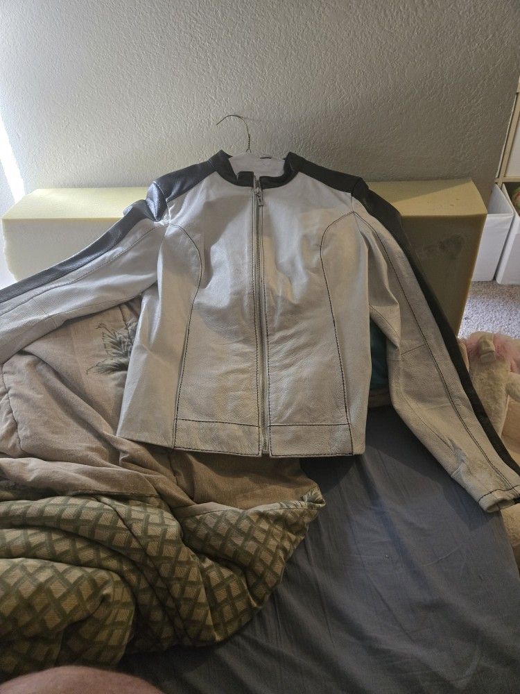 Women Leather Jacket Small Size