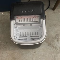Ice Maker 