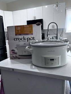 Brand New Crock-Pot 7 Qt Slow Cooker With Box