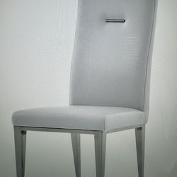 Hyde White Side Chair (4 Availables)