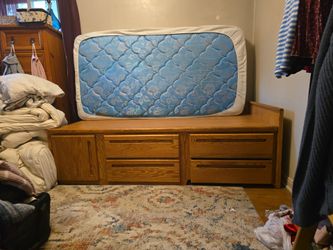 Twin bed