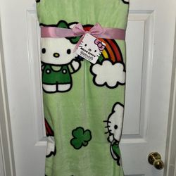 Hello Kitty St. Patrick’s Throw 
