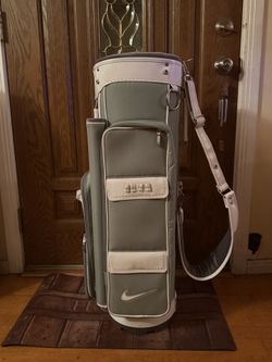 NIKE GOLF WOMEN'S BRASSIE CART BAG