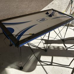 air hockey table
