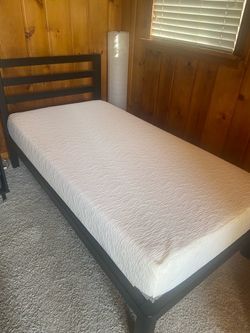Metal frame twin platform bed with mattress