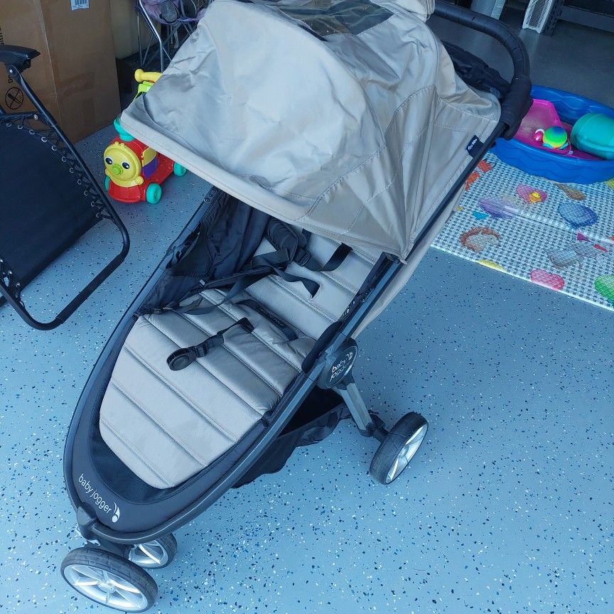 Baby Jogger/Foldable Sport Stoller