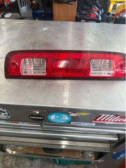 Dodge break light