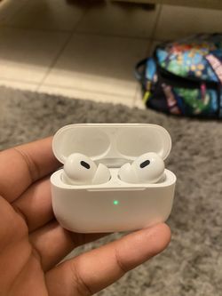 AirPods