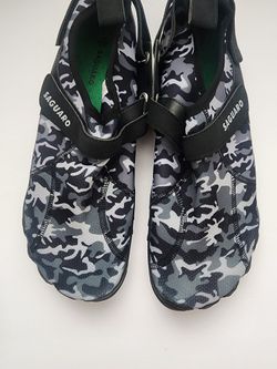 High Quality Water Shoes Size 