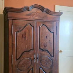 Bernhardt armoire