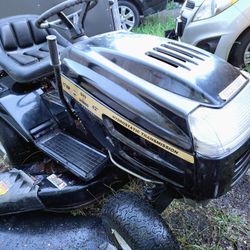 Lawn Chief Riding Mower 