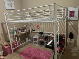 Kids loft bed