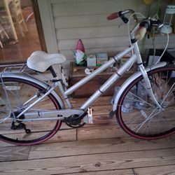 Huffy Norwood Cruiser Bike 