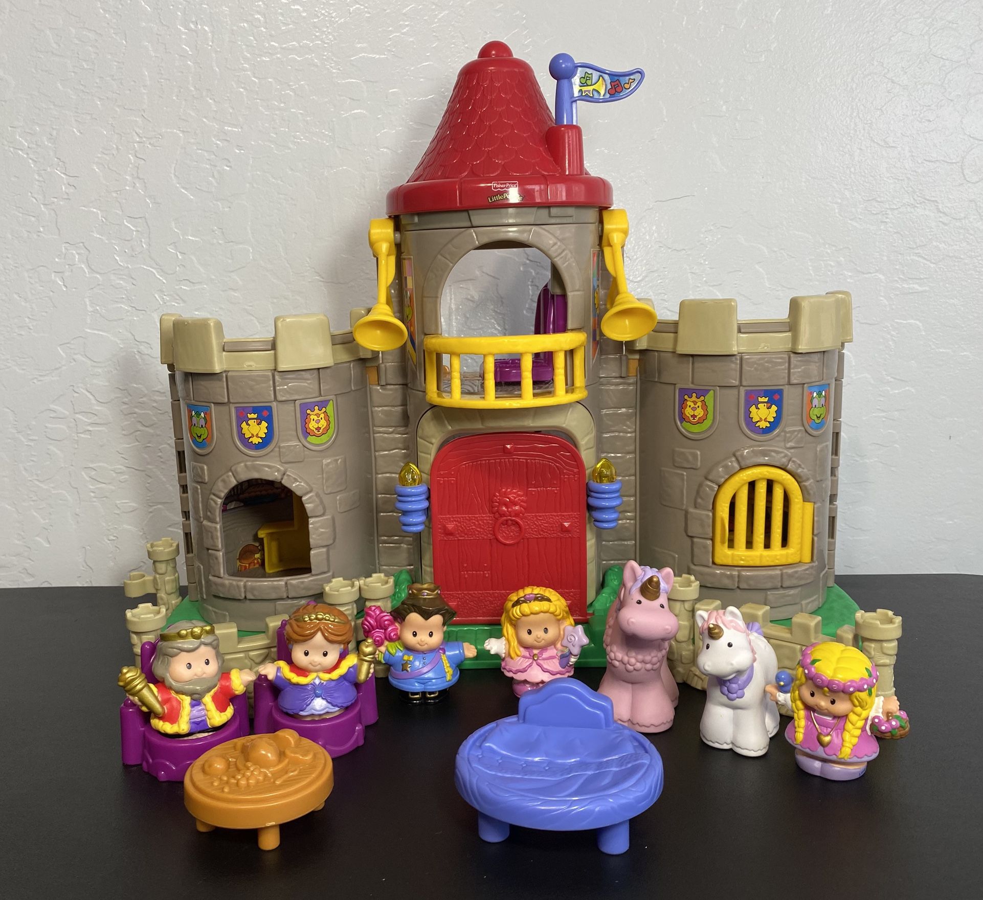 Lil Kingdom Castle, Watchful Woodsman, A Night at the Ball,...