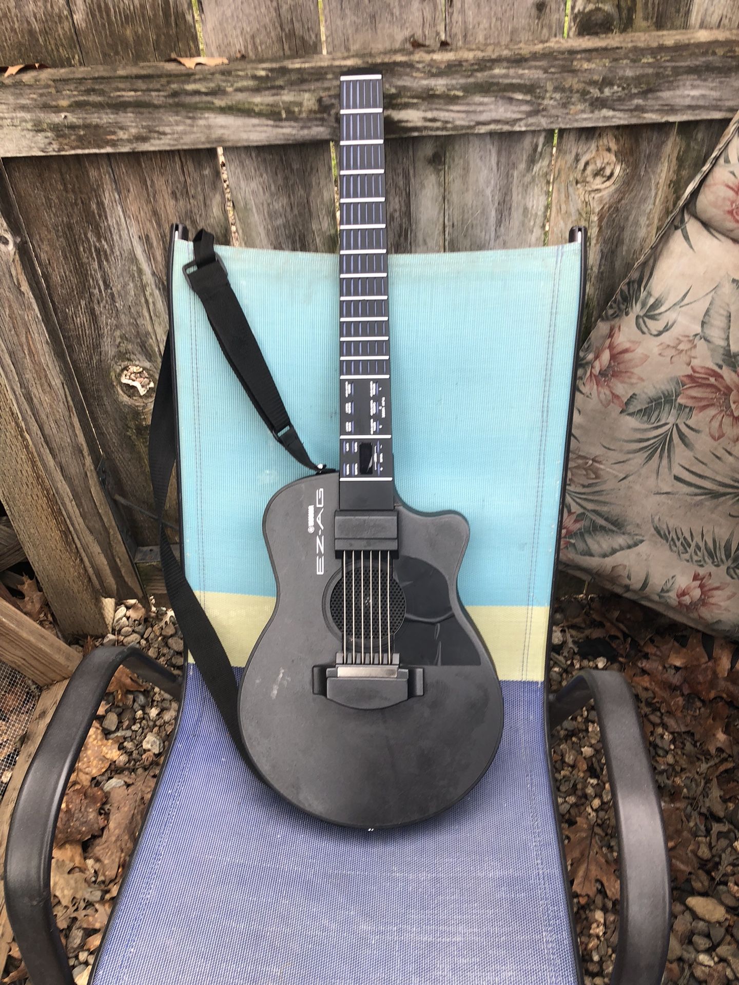 Yamaha EZ-AG. Guitar