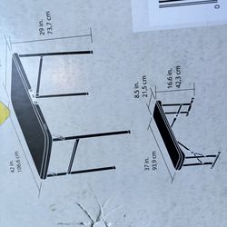 new in box table with benches