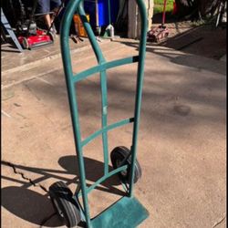 Dolly in excellent condition